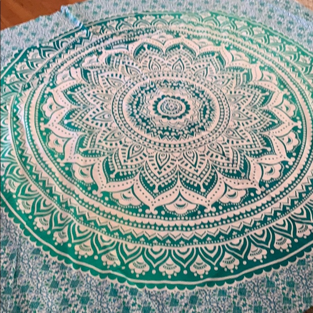 Beautiful Mandala sheet wall hanging 84 x 76 inch